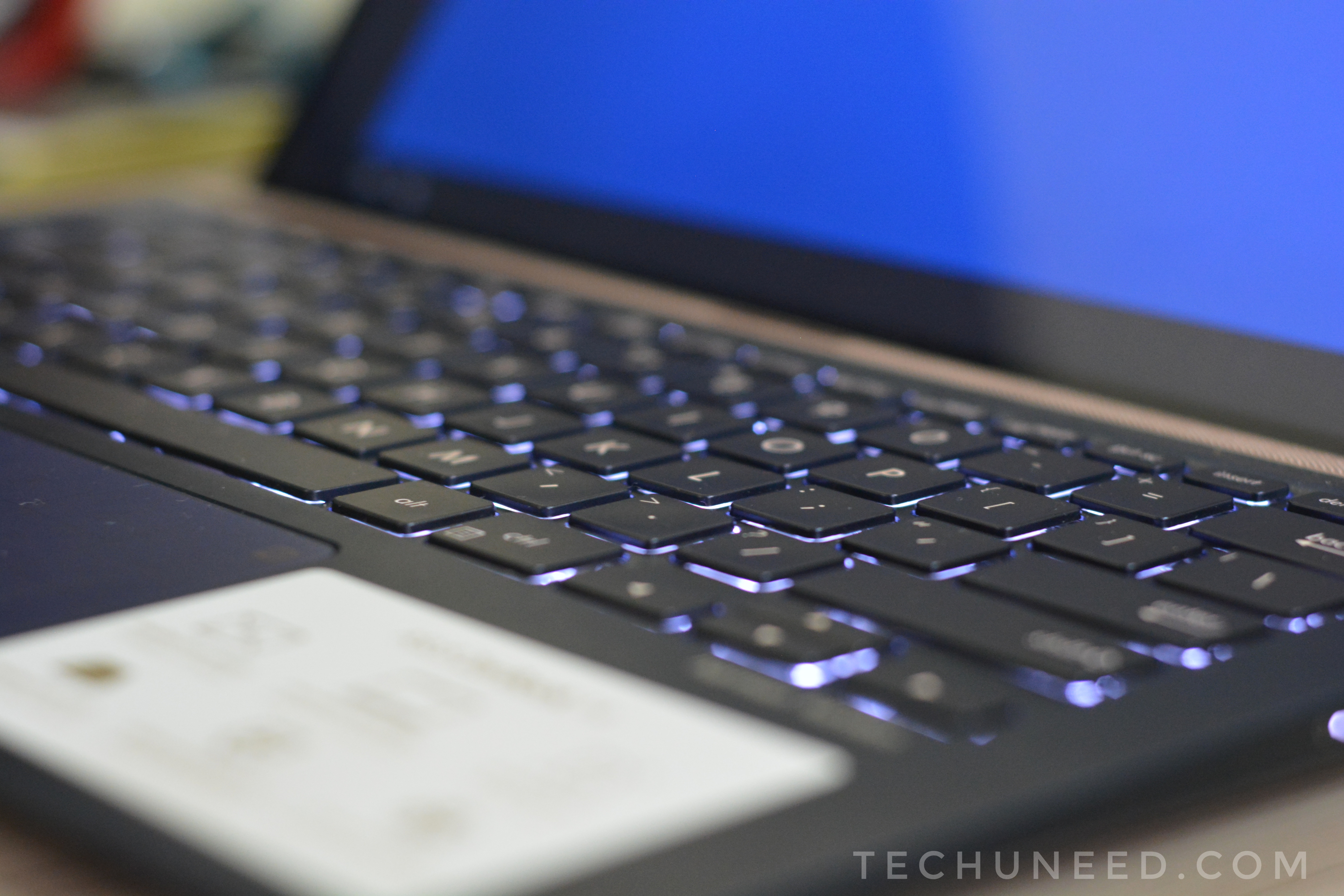 Asus Zenbook 14 UX433F Keyboard