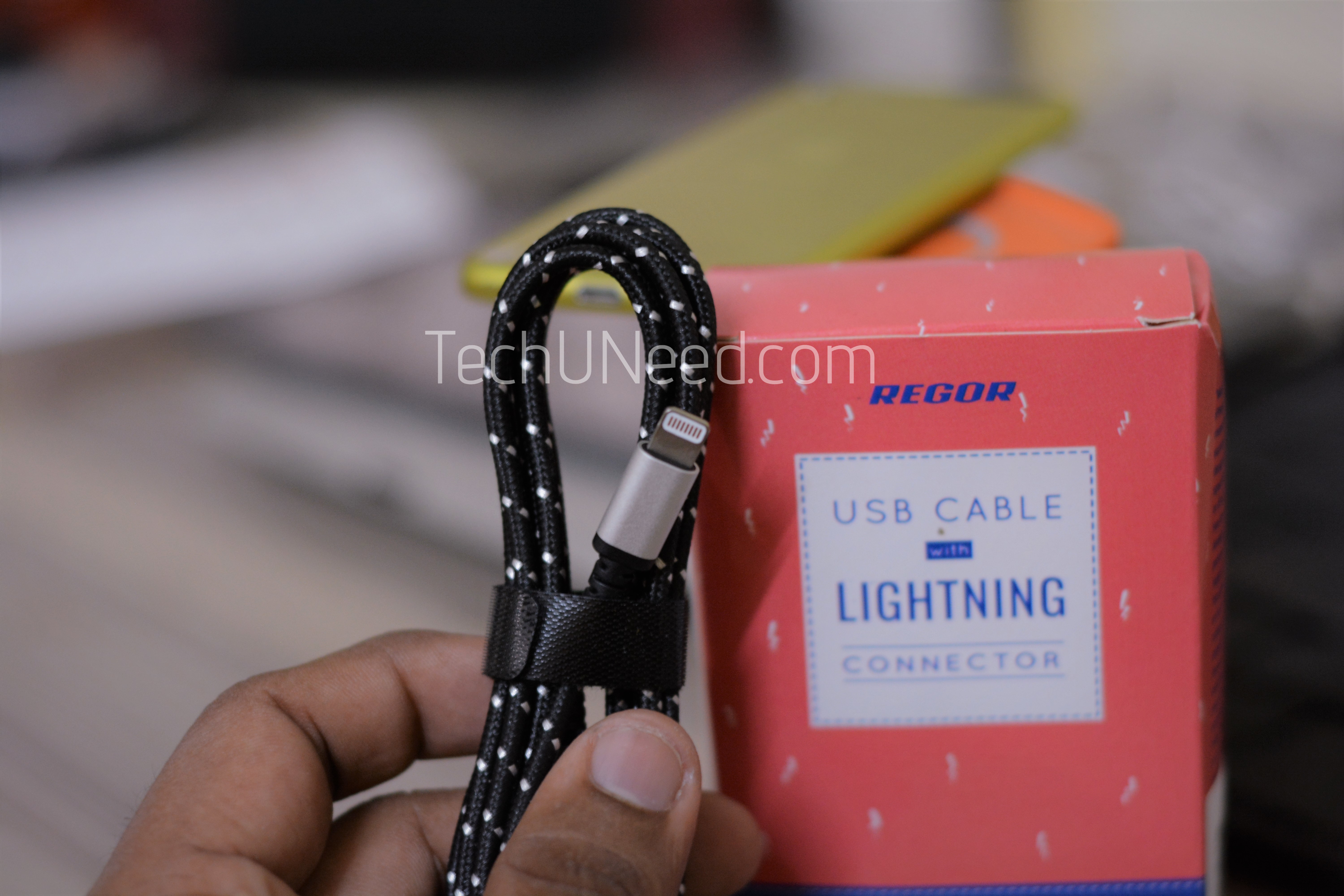 regor lightning cable