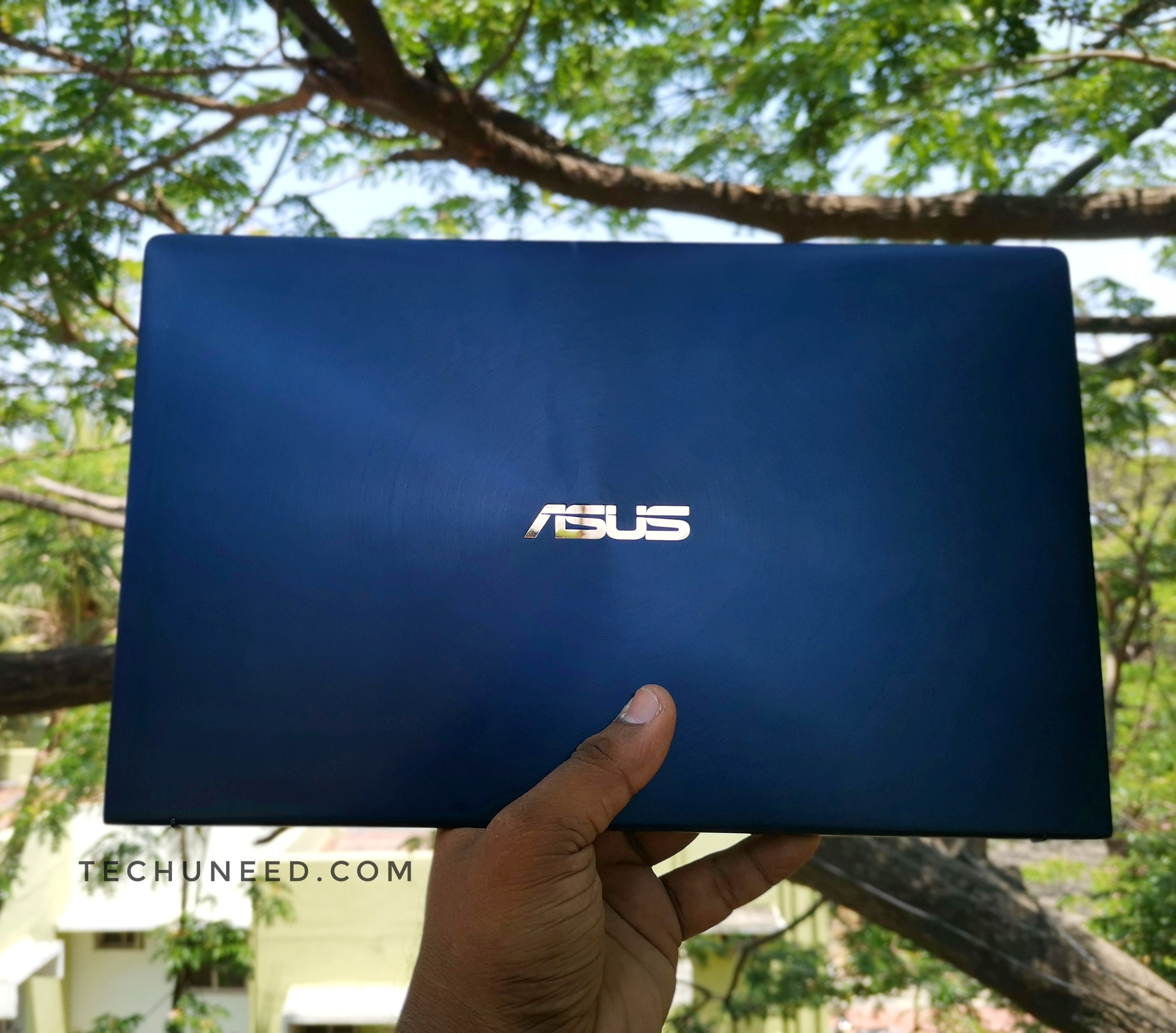 Asus Zenbook 14 UX433F Review